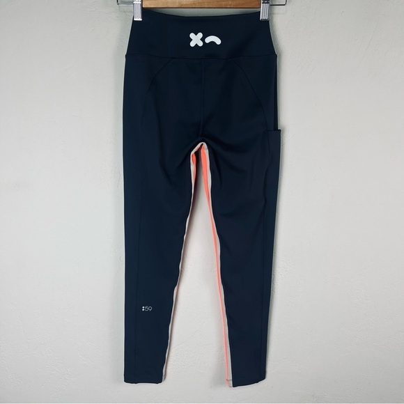 Splits59 High Rise 24" Inseam Pocket Colorblock Stripe Leggings Size Small - Picture 4 of 11